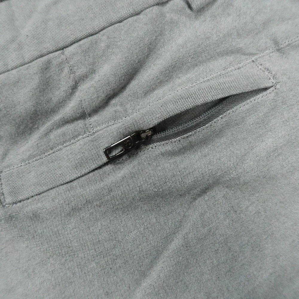 Lululemon Shorts Mens 36 Gray Commission Qwick Oxford Chino‎ Zip Pocket Golf